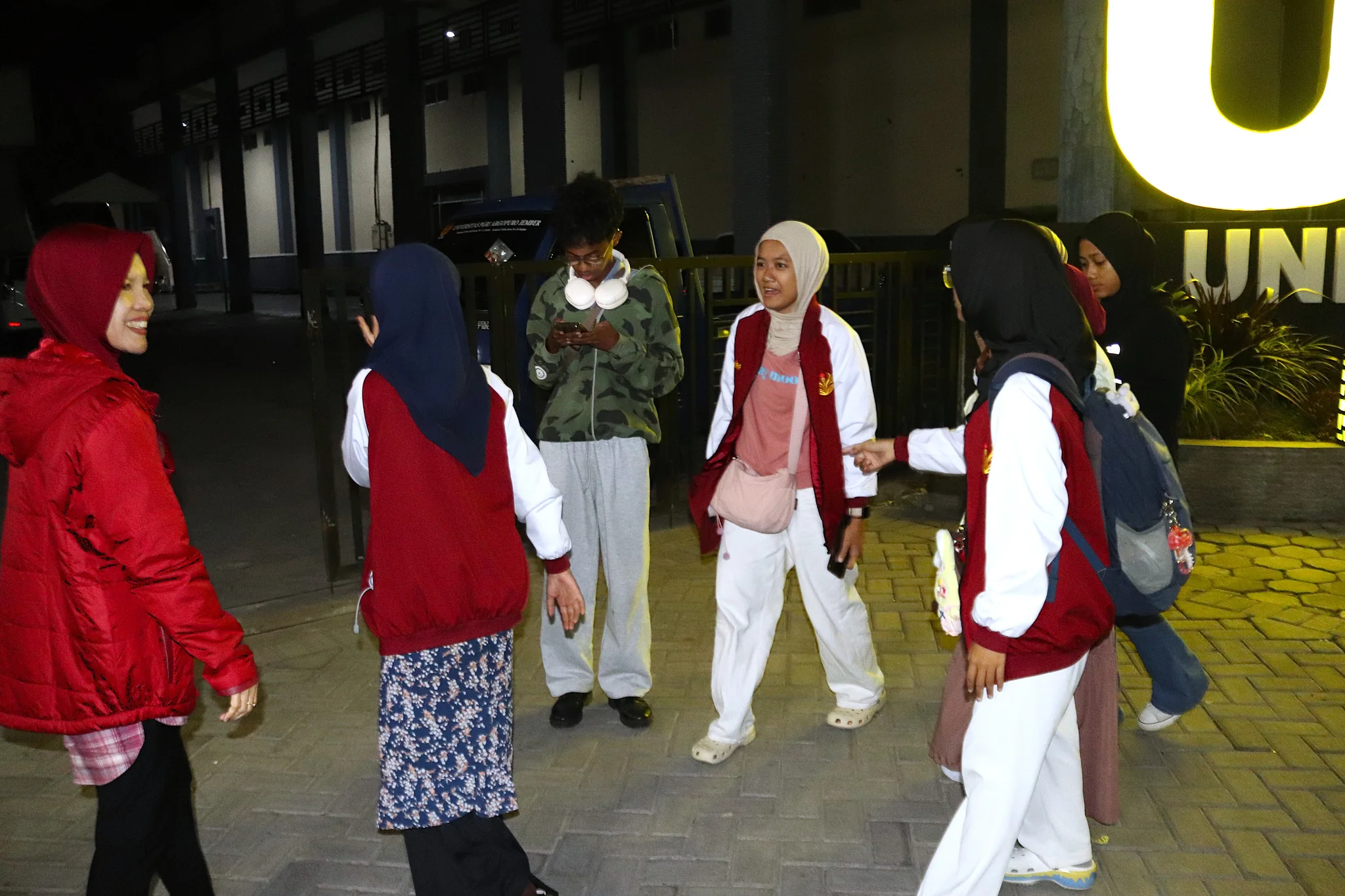 Mahasiswa UNIPAR JEMBER Peserta KKI Thailand tiba di Kampus, Bawa Pengalaman Internasional untuk Kemajuan Kampus — dokumentasi 2